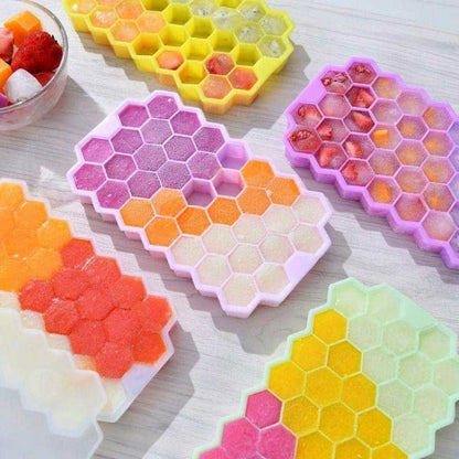 Honey Bunch Large Ice Cube Tray with lid