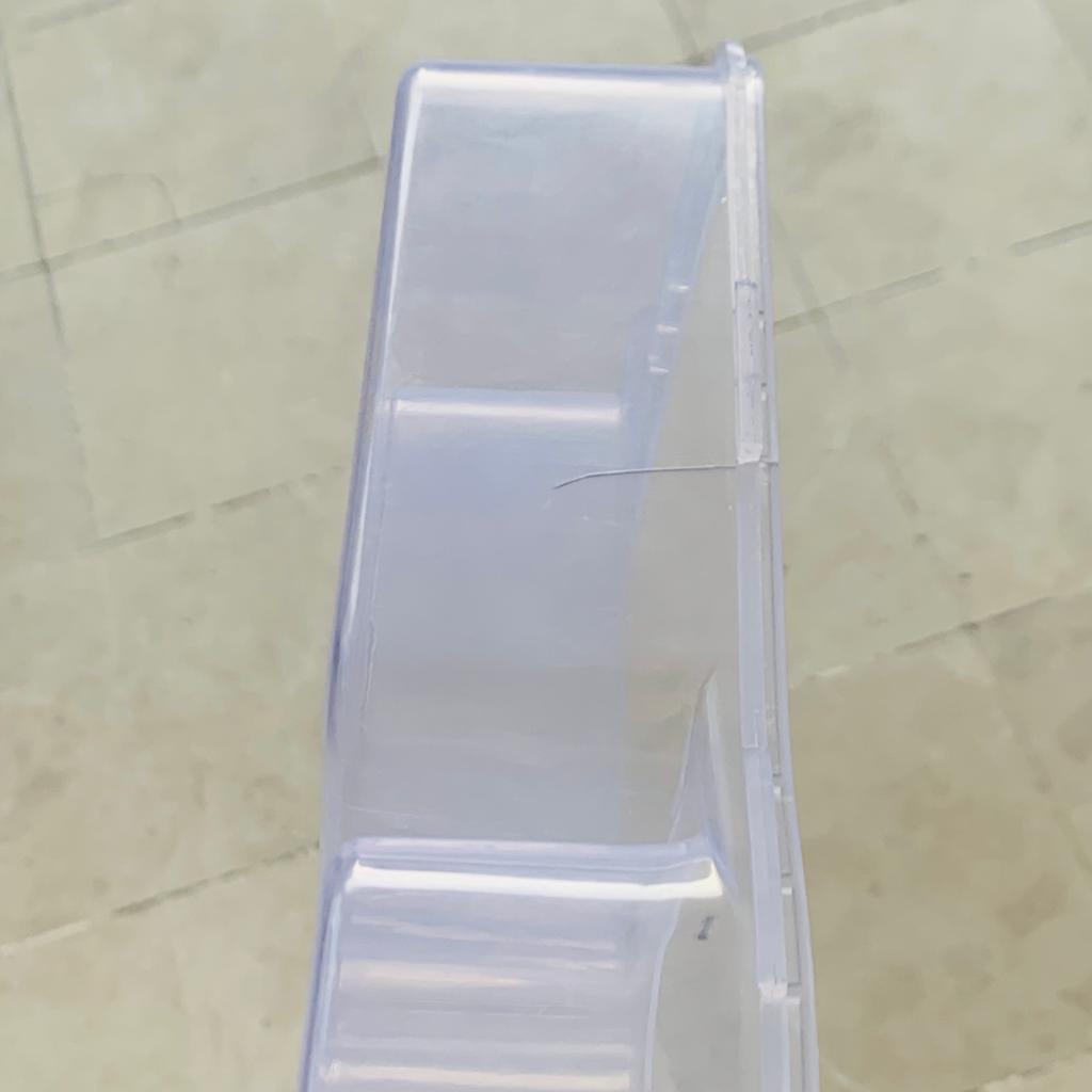 4 Compartments Air tight Box (Minor Damage)