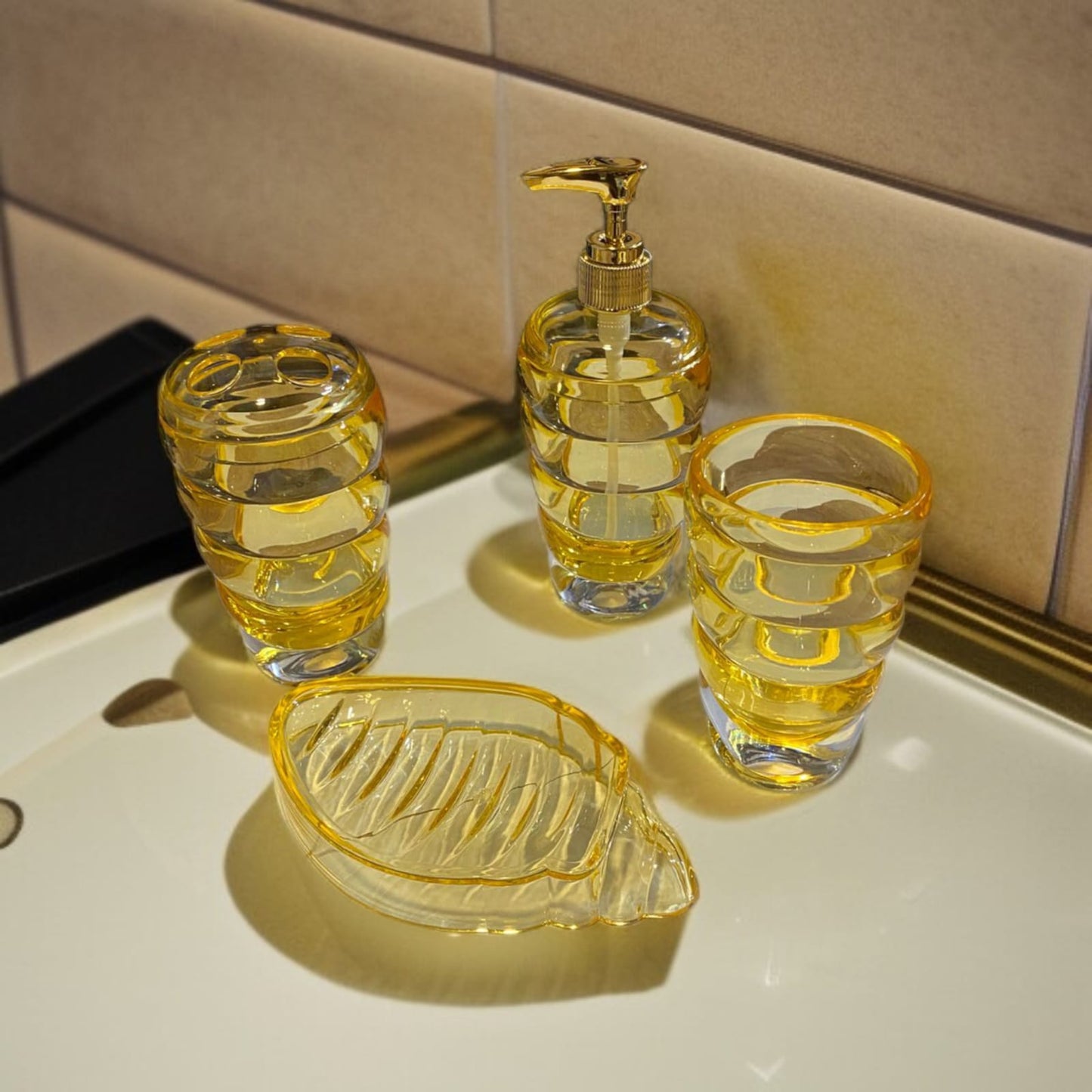 4 Pcs Acrylic Bath Set-Yellow