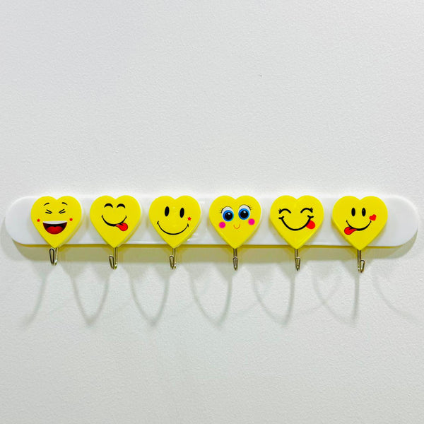 6 Pcs Heart Shape Smiley Hooks