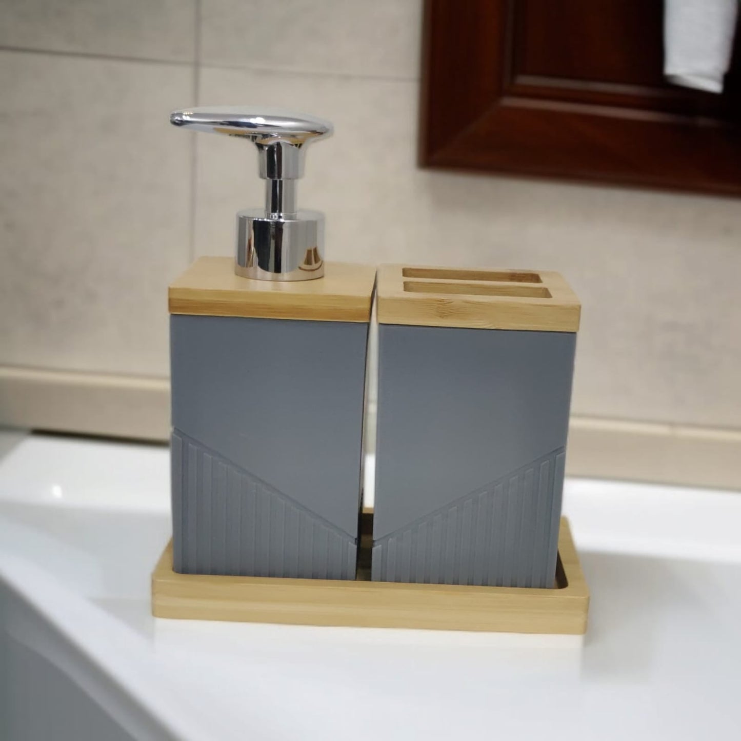 2 Pcs Wooden Lid Bath Accessories Set